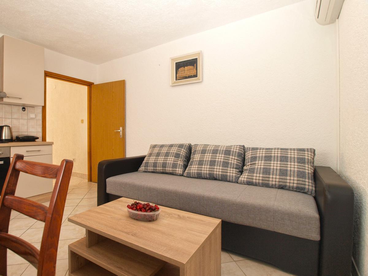 Apartments Mirko 647 Pula Ngoại thất bức ảnh