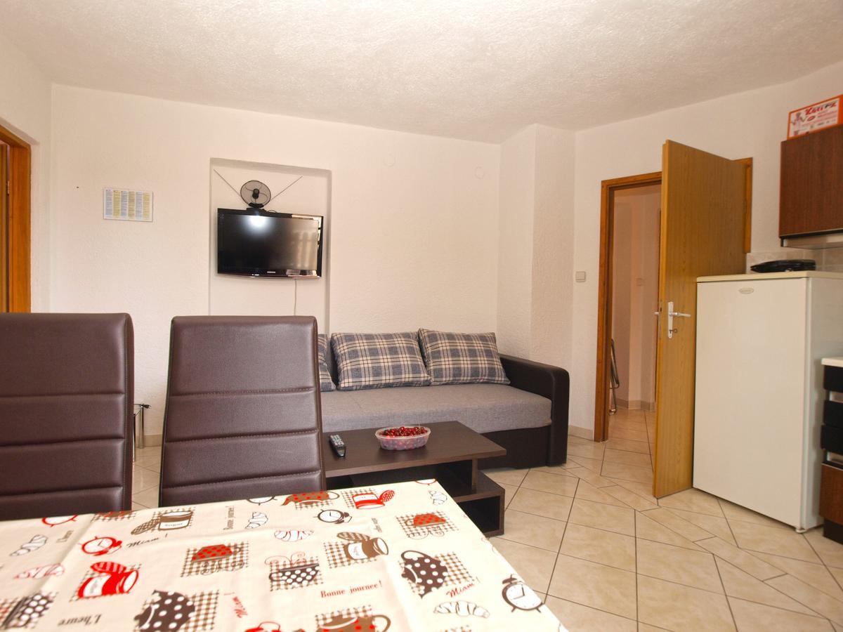 Apartments Mirko 647 Pula Ngoại thất bức ảnh